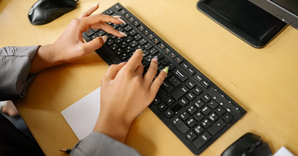 A US founder reading UK off-payroll working rules